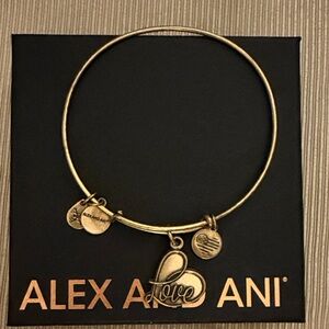 ⭐️ Alex and Ani: Gold Heart Charm Bracelet